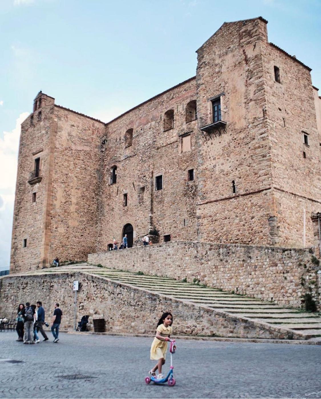 אפרטהוטל קסטלבונו Porta San Paolo House מראה חיצוני תמונה